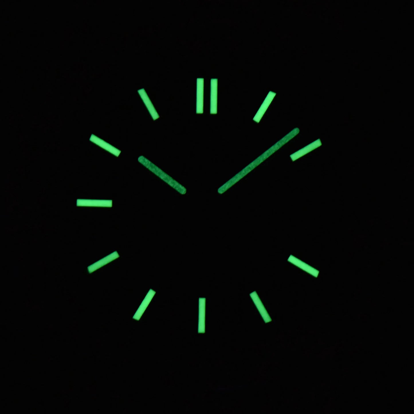 Green Luminous Sapphire Glass of Watch